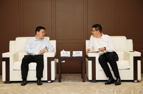 皇冠体育生长行政总裁张智超会见山西省委常委、太原市委书记韦韬